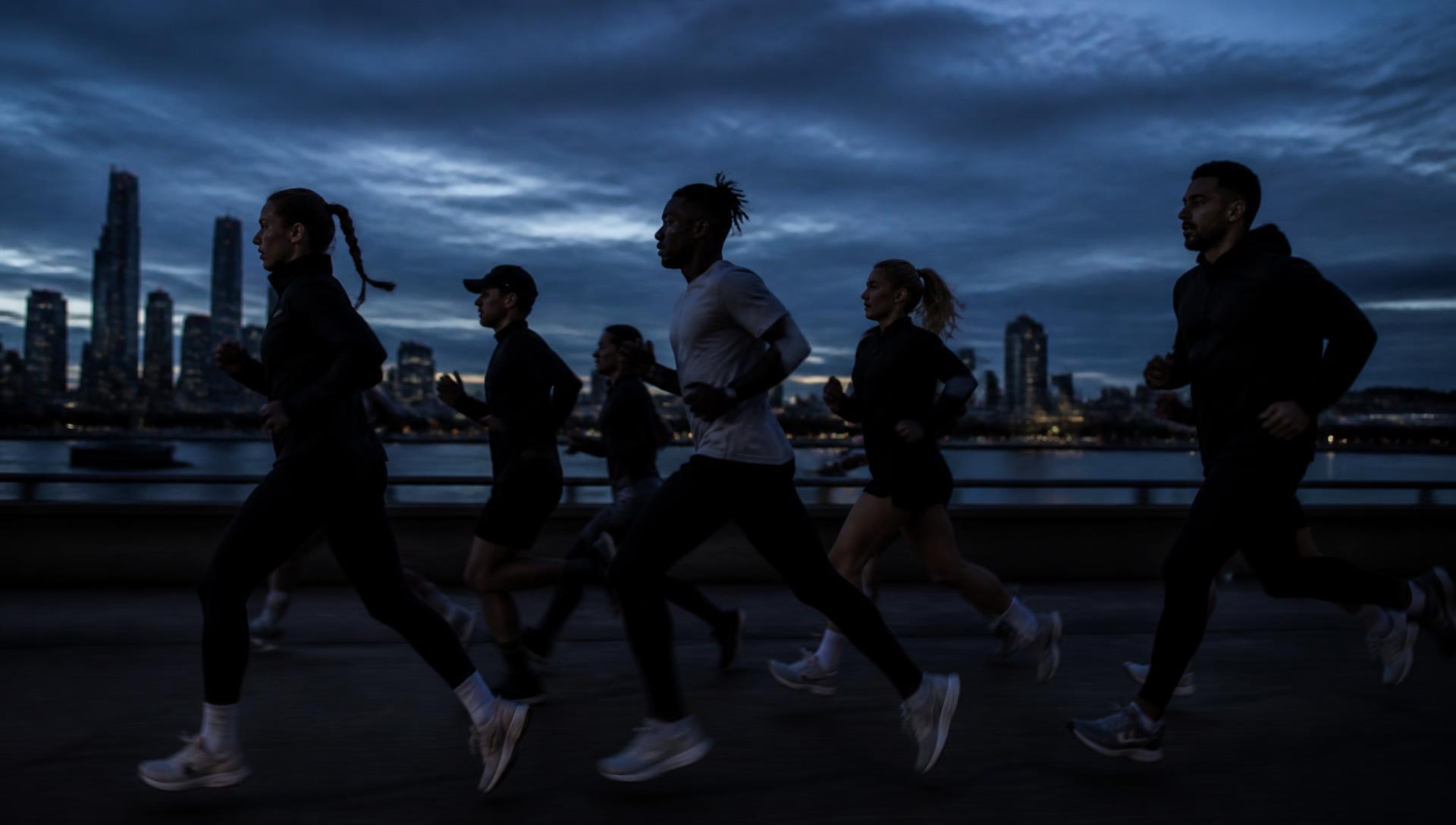 People running together at dusk